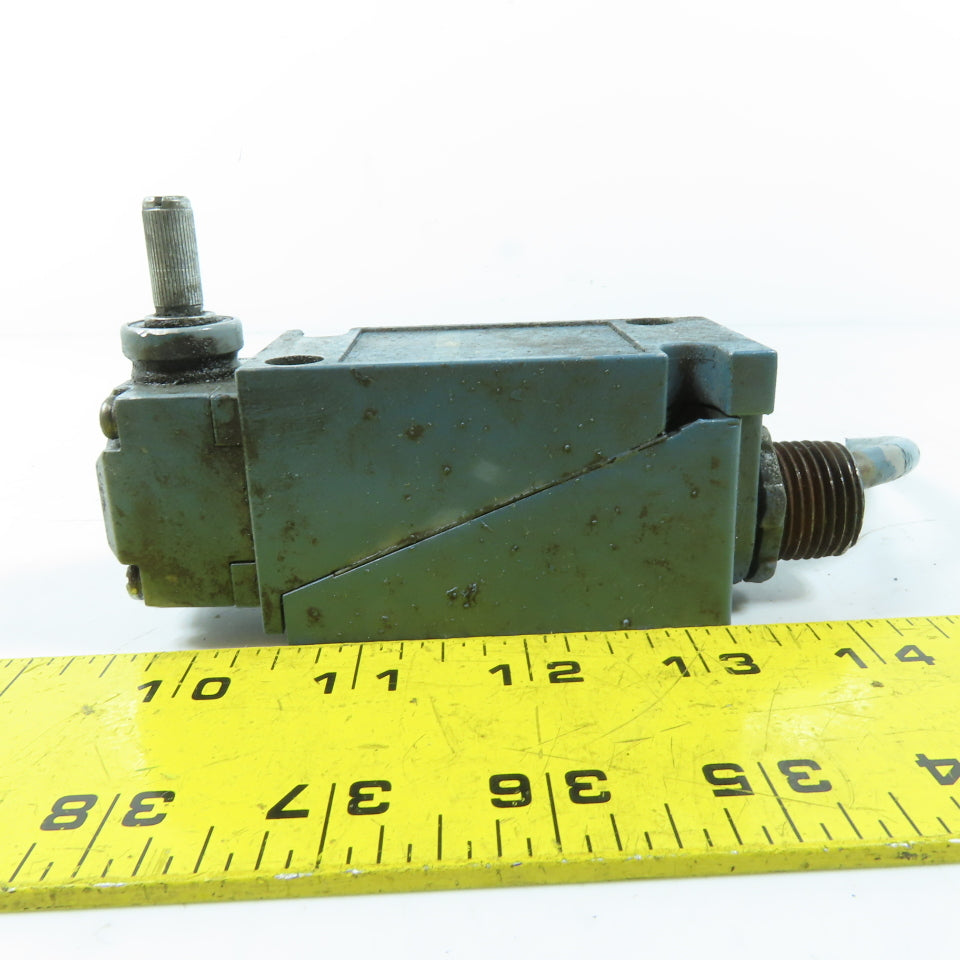 Allen Bradley 802T-AP Oiltight Limit Switch 40146-747-63 Operating Head
