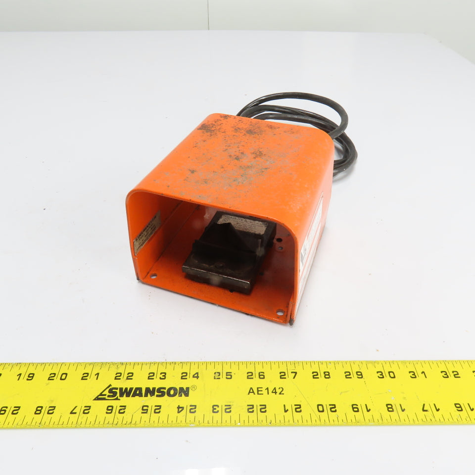 Linemaster T-91-SC3A Treadlite II Guarded Foot Switch 15A 125VAC 1/2HP