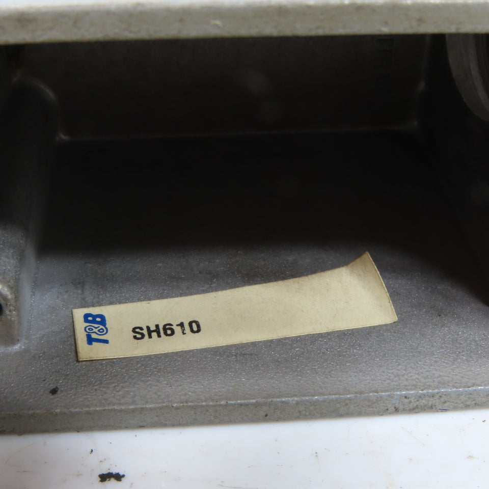 T&B SH610 Pos-E-Kon Heavy Duty Connector Hood Side Entry