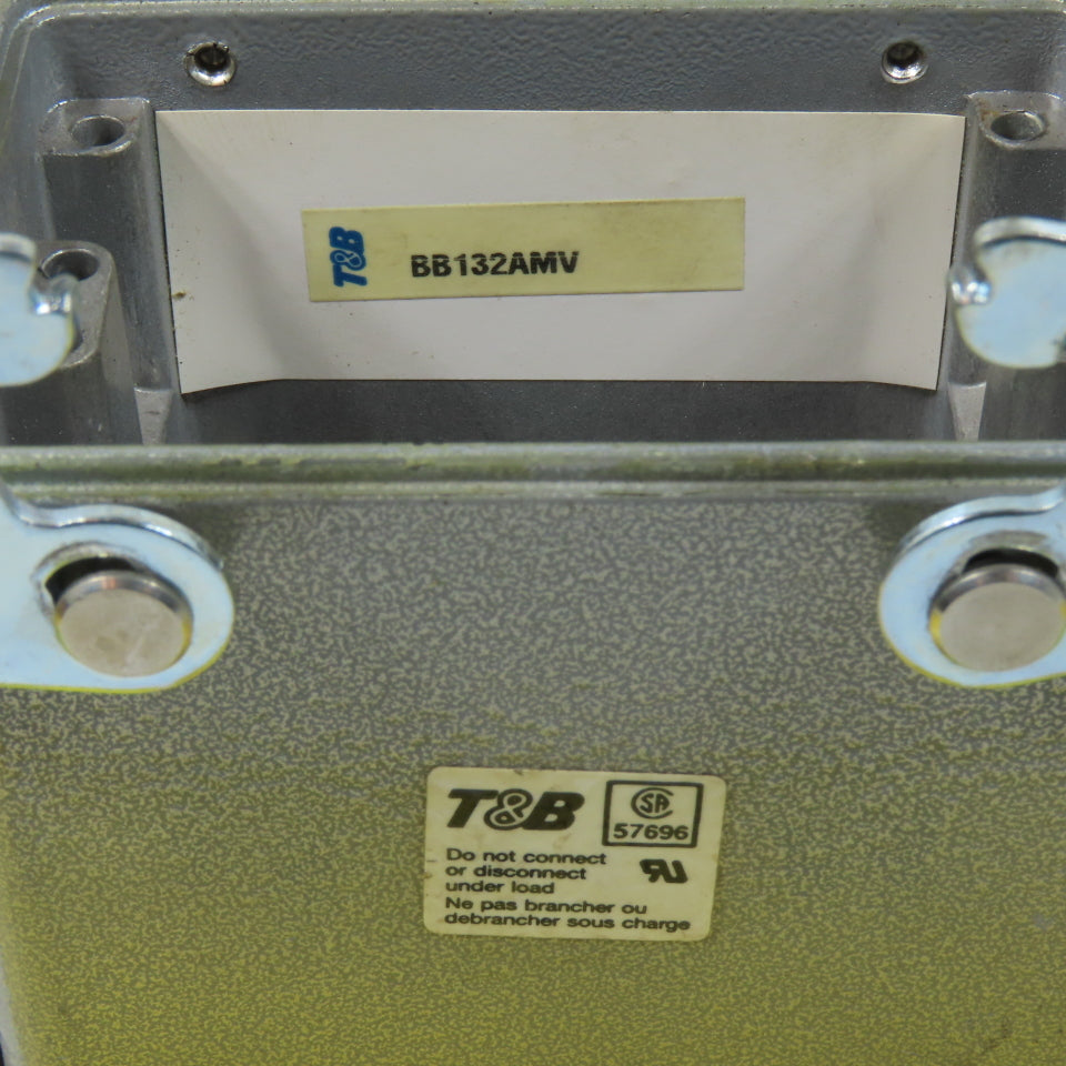 T&B BB132AMV Pos-E-Kon Heavy Duty Connector Base Dual Locking Levers