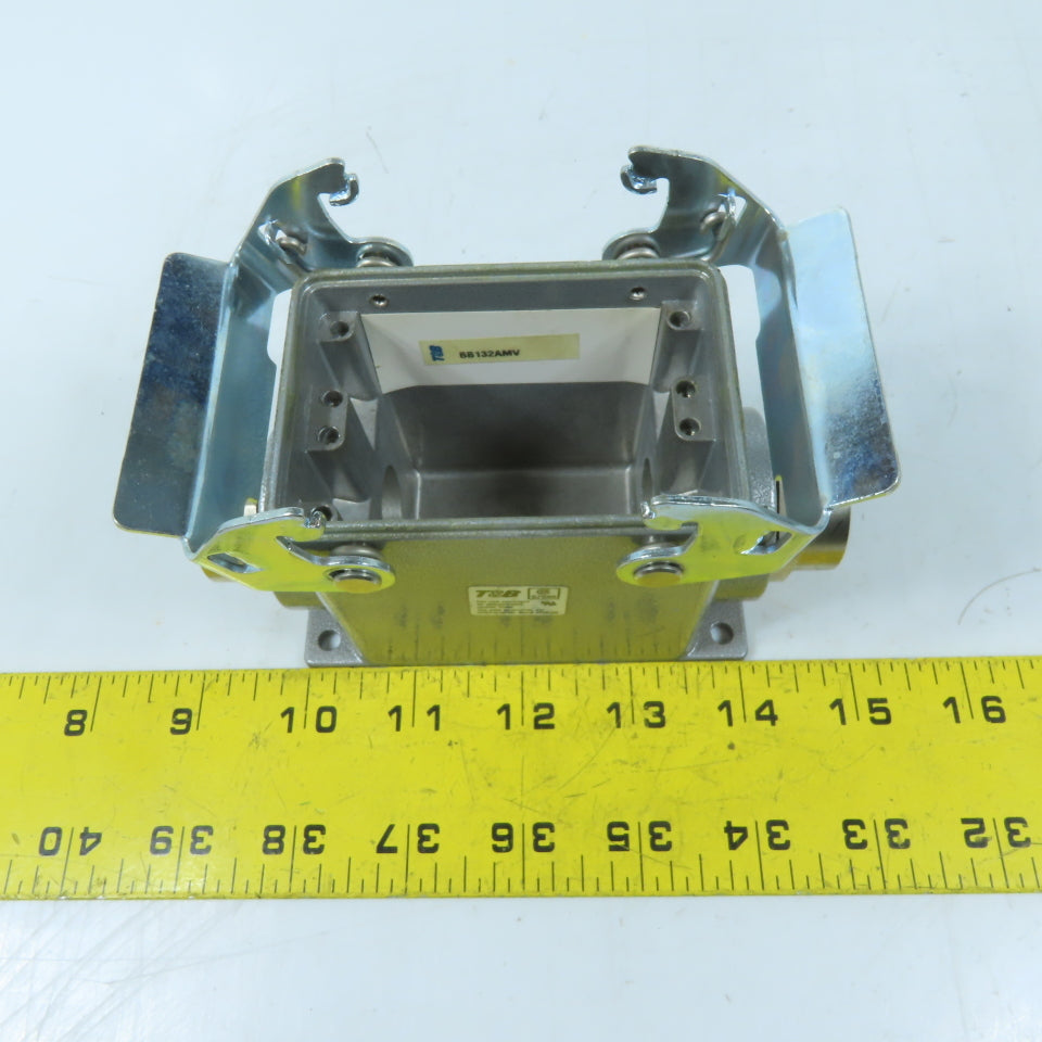 T&B BB132AMV Pos-E-Kon Heavy Duty Connector Base Dual Locking Levers