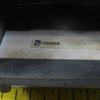 Thomas & Betts TH232A Pos-E-Kon Heavy Duty Connector Hood Top Entry