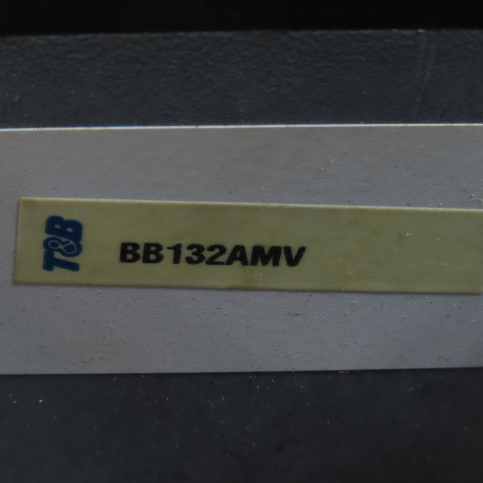 T&B SH032AMV BB132AMV Pos-E-Kon Heavy Duty Connector Base & Hood Set