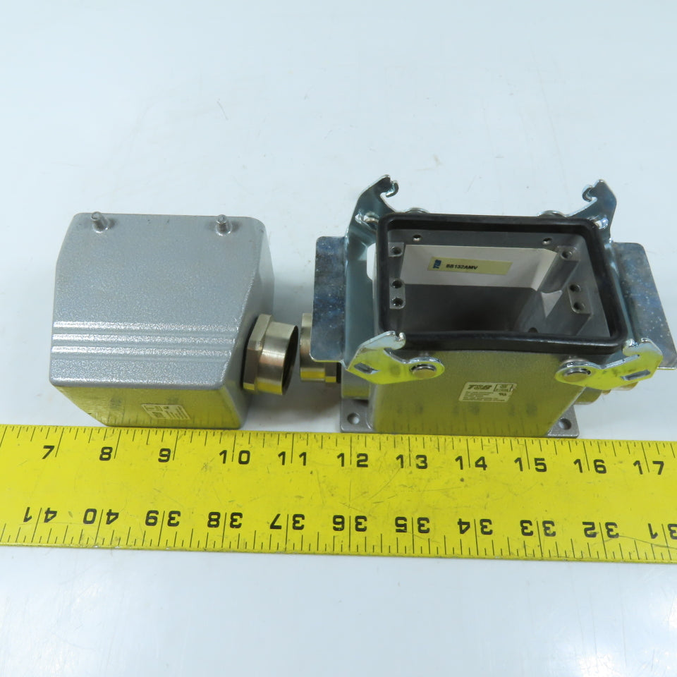 T&B SH032AMV BB132AMV Pos-E-Kon Heavy Duty Connector Base & Hood Set