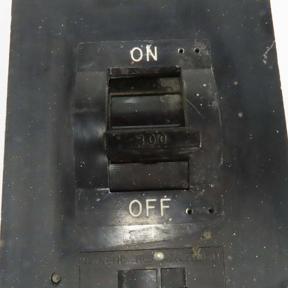 Square D LAB36300 300A 3-Pole Type LA Circuit Breaker 600VAC 250VDC