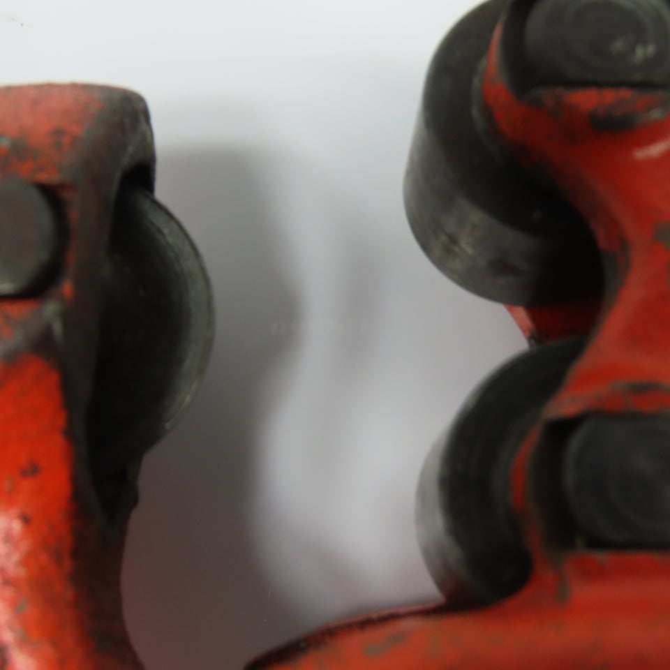 Ridgid 32820 No 2A Heavy Duty Pipe Cutter 1/8" to 2"