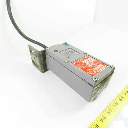 Autotron LRML Light Sorce ModuleThrough Beam 120V 60Hz 5VA 10A