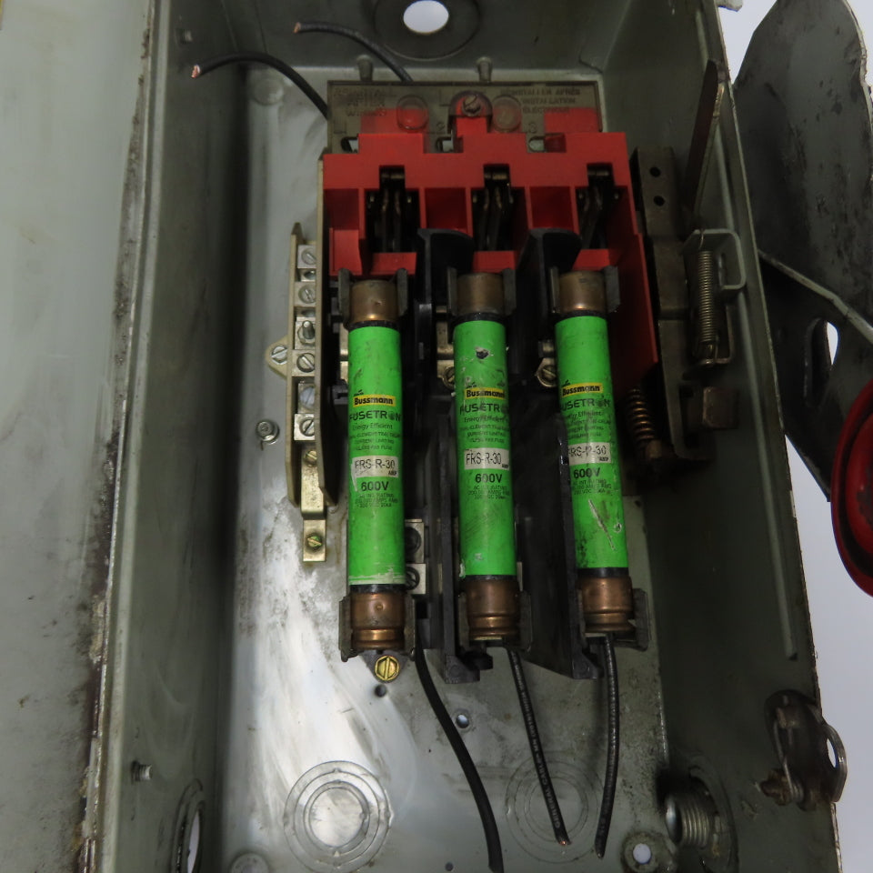 Eaton RH361SNK 30A 3-Pole Fusible Safety Disconnect Switch 600VAC