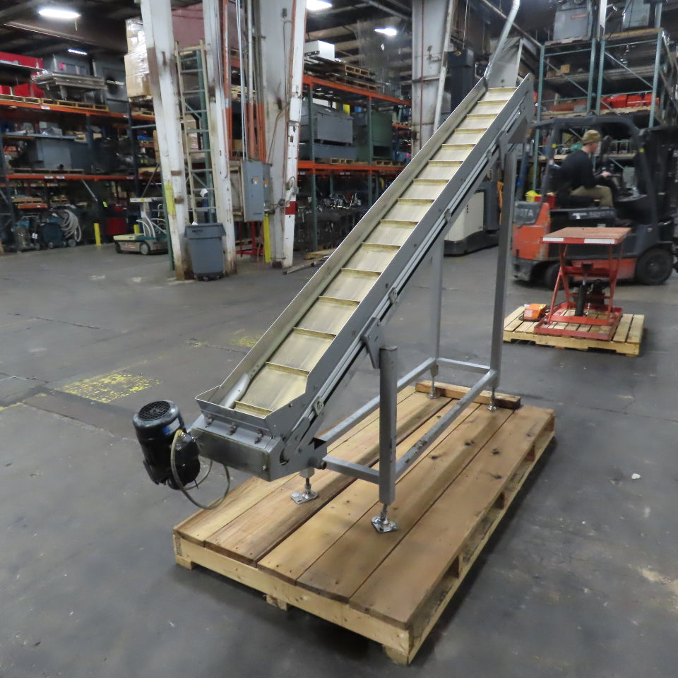 RNA 102" x 9" Incline Cleated Belt Conveyor 230/400V 3Ph 59" Discharge 6.5FPM