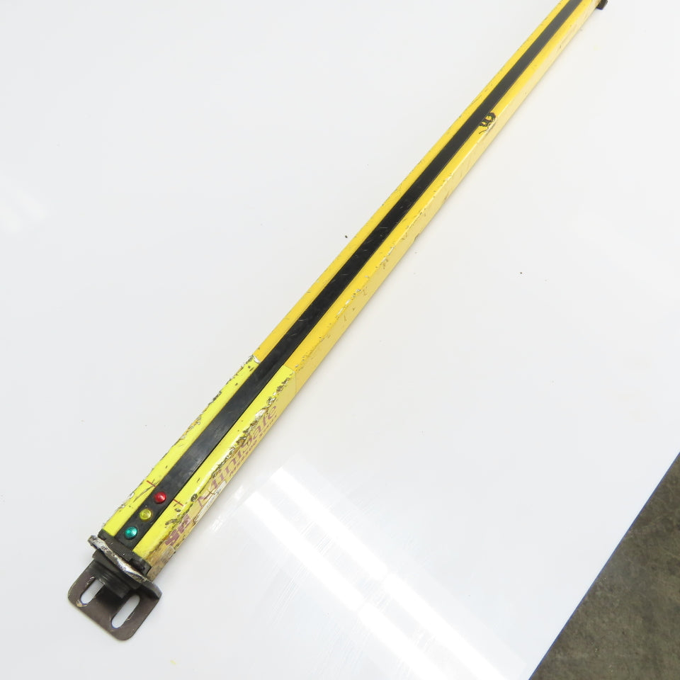 STI MS4332BX 32" Minisafe Safety Light Curtain Transmitter 1-30ft 813mm