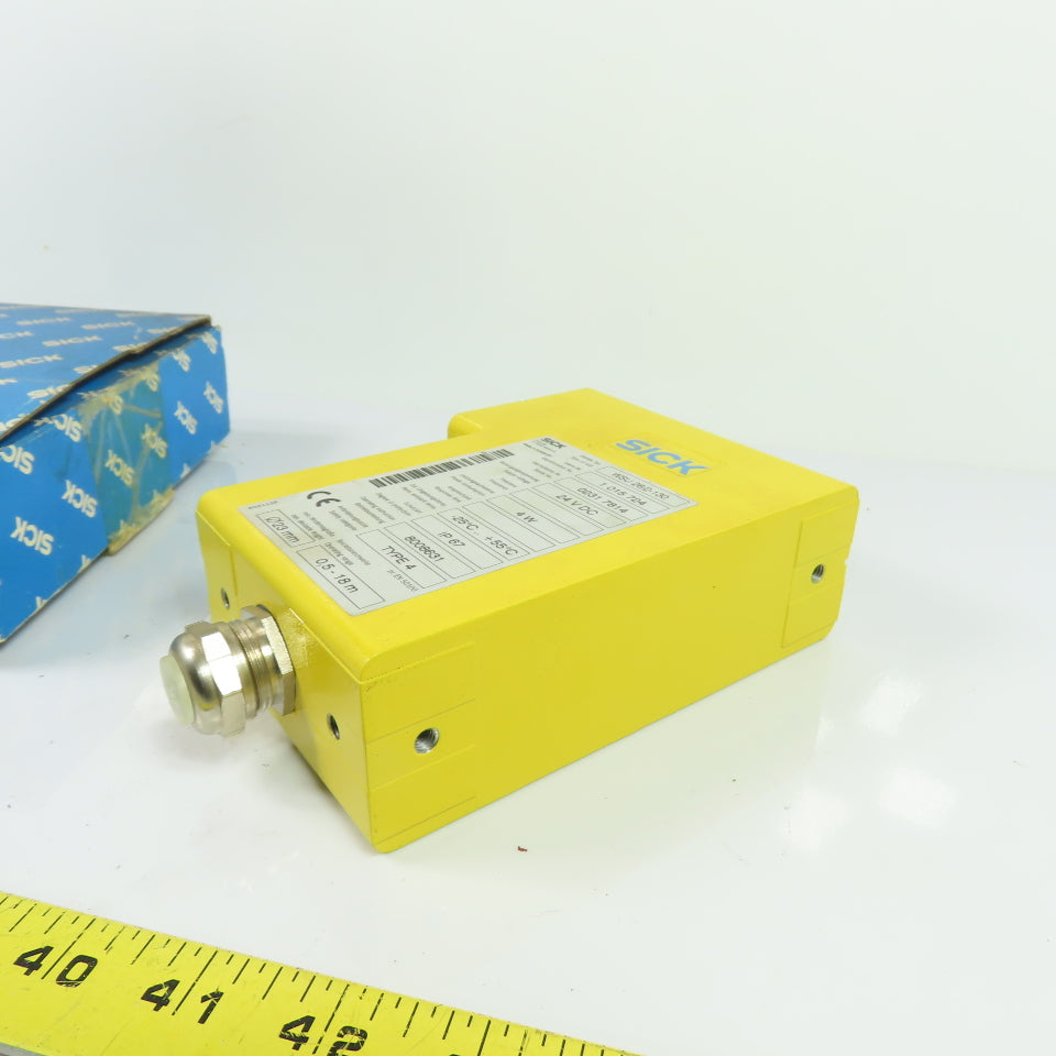 SICK WSU 26/2-130 Single-Beam Photoelectric Safety Sensor 24VDC 18m Range NEW
