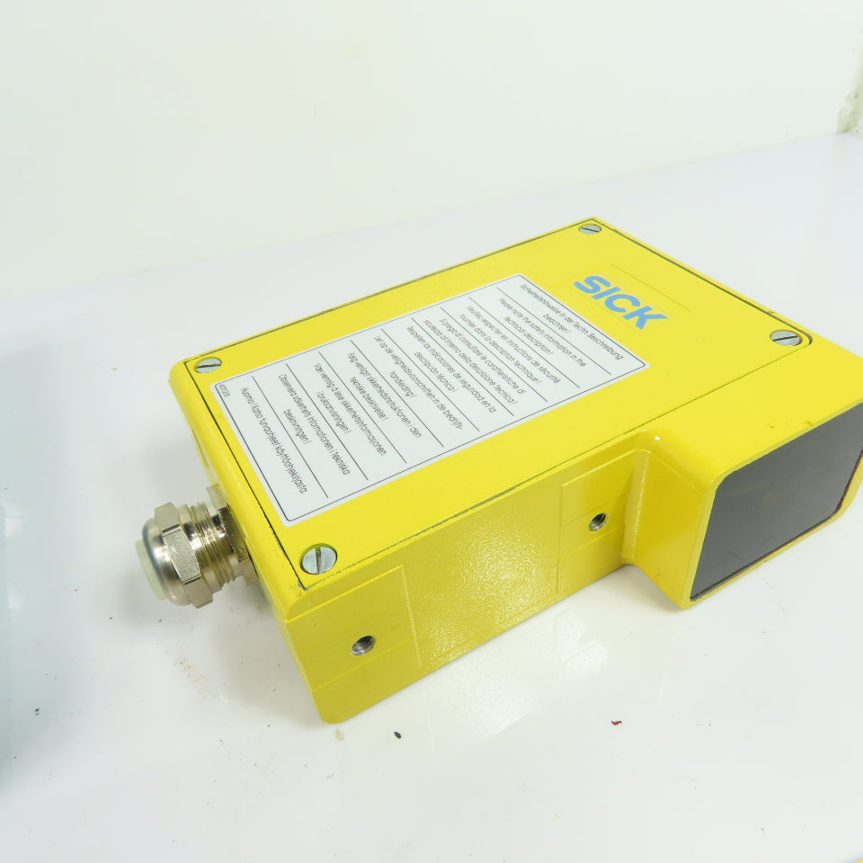SICK WSU 26/2-130 Single-Beam Photoelectric Safety Sensor 24VDC 18m Range NEW