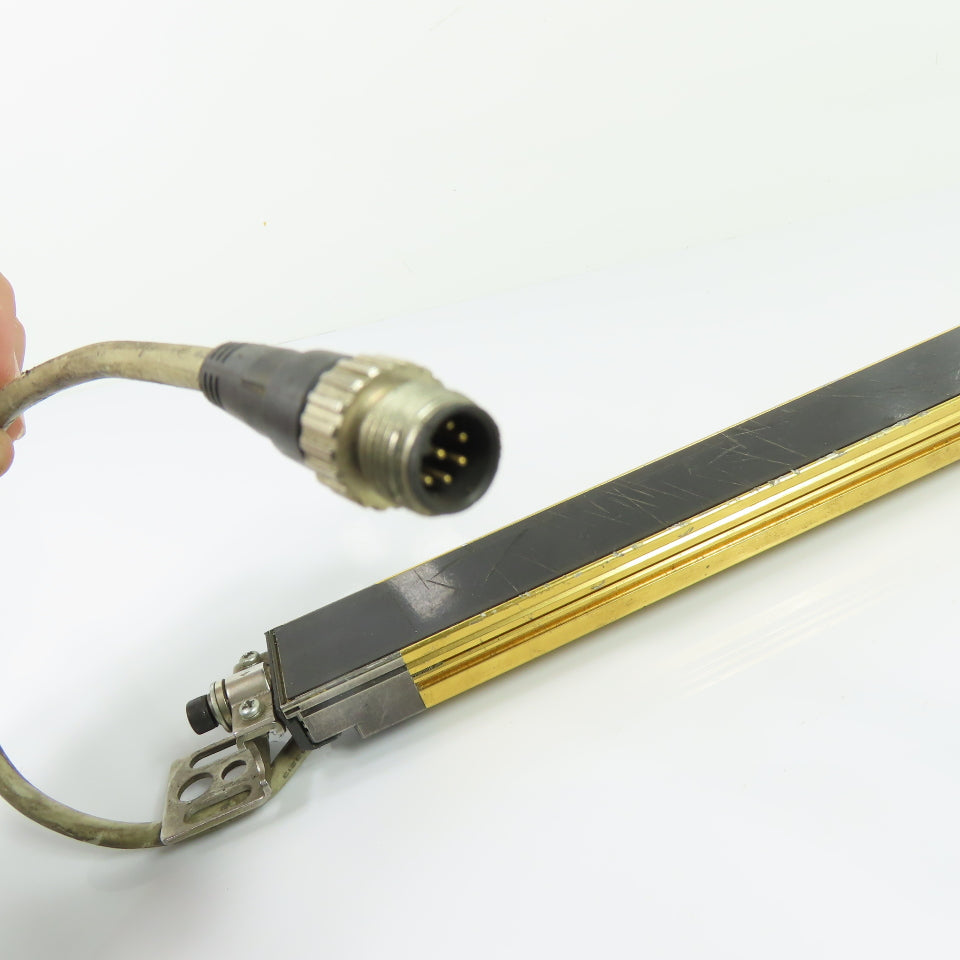 Omron F3SJ-A0545P20-L Safety Light Curtain Emitter 545mm Protective Height 24VDC