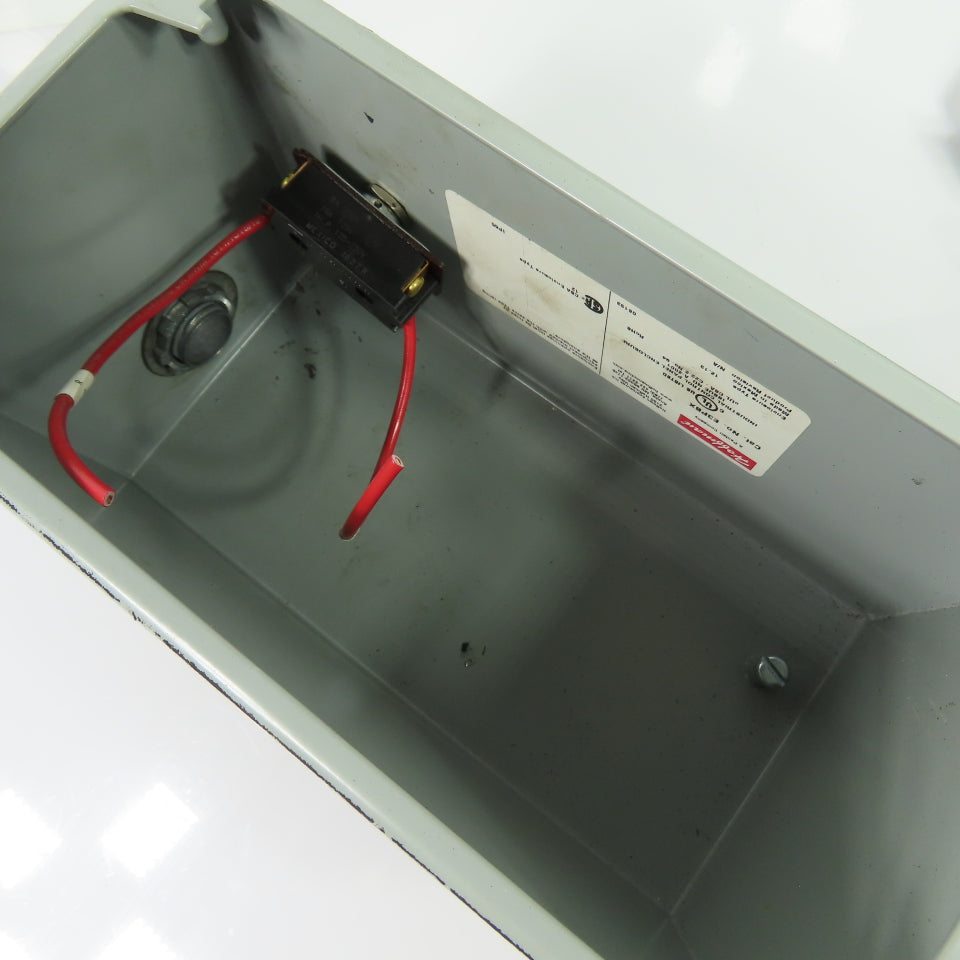 Hoffman E3PBX 8"x4"x5" Pushbutton Enclosure Station W/ On/Off Switch