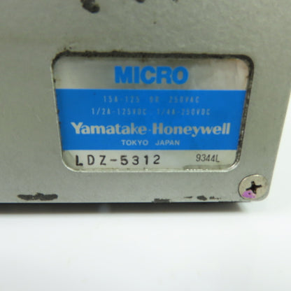 Yamatake-Honeywell LDZ-5312 250V AC/DC Multiple Limit Switch 3 Position