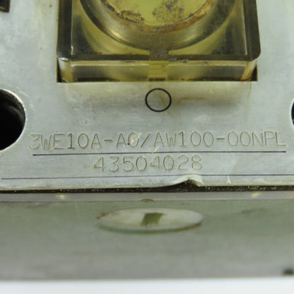 Uchida-Rexroth 3WE10A-AG/AW100-00NPL Hydraulic Directional Control Valve AC 100V