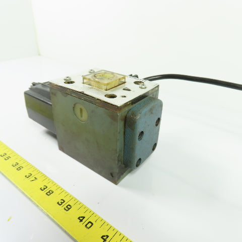 Uchida-Rexroth 3WE10A-AG/AW100-00NPL Hydraulic Directional Control Valve AC 100V
