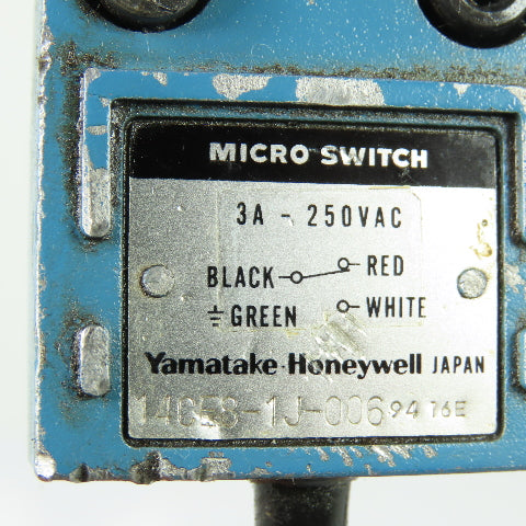 Yamatake Honeywell 14CE3-1J Micro Limit Switch Roller Plunger 3A 250VAC