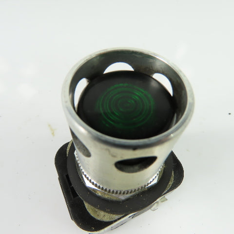 Allen-Bradley 800T-PA16 Green Illuminated Momentary Contact Push Button Ser T