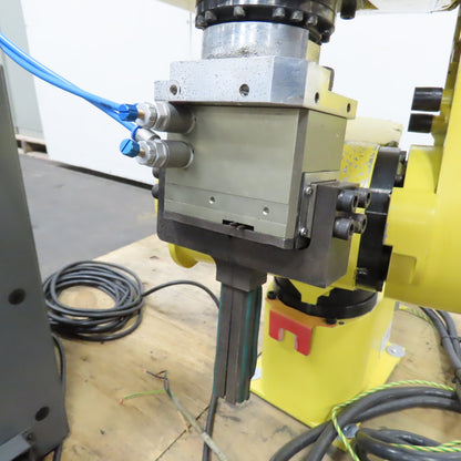 Fanuc LR Mate 100iB 5-Axis Robot R-J3iB Mate Control & Teach Pendant 230V 1Ph