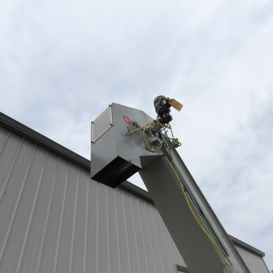 RNA STF 60-250 7"x132" Belt Feed Incline Conveyor Elevator 230/400V 59"Discharge