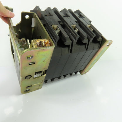 Allen-Bradley 194R-NJ100P3 100A 3-Pole Fusible Safety Disconnect Switch 600VAC
