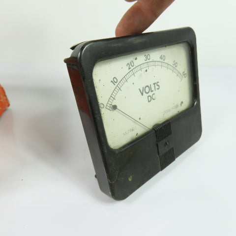 Simpson Model 29 Analog DC Voltmeter 0-60V Panel Meter