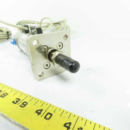 SMC CDG1FN32-25S-H7PWZ Pneumatic Air Cylinder 145 PSI 32mm Bore 25mm Stroke