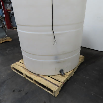Norwesco 500 Gallon Vertical Non Corrosive Poly Chemical Storage Tank