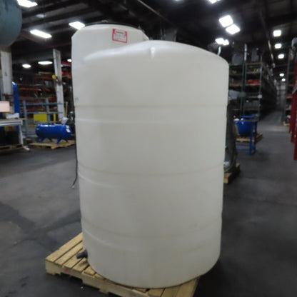 Norwesco 500 Gallon Vertical Non Corrosive Poly Chemical Storage Tank