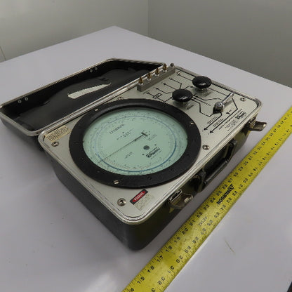 Wallace & Tiernan FU4882 65-120 Portable Pneumatic Calibrator