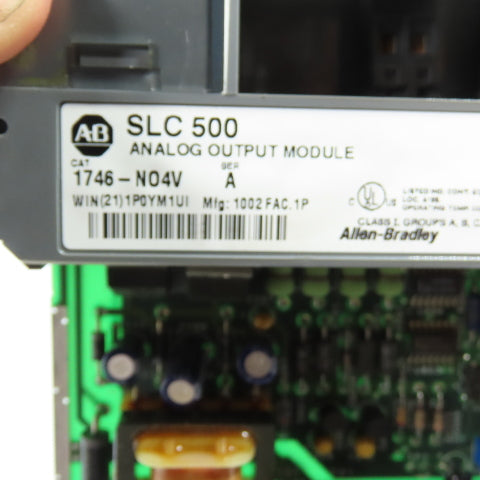 Allen-Bradley 1746-NO4V SLC 500 Analog Voltage Output Module Ser A