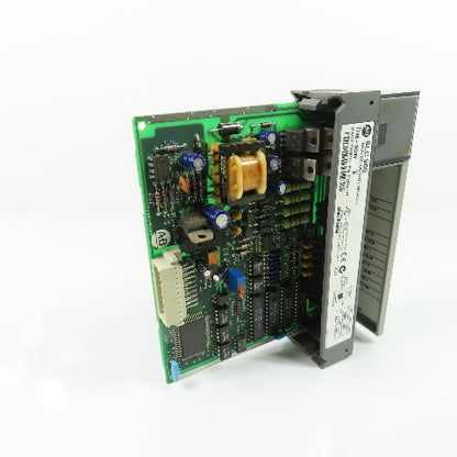 Allen-Bradley 1746-NO4V SLC 500 Analog Voltage Output Module Ser A