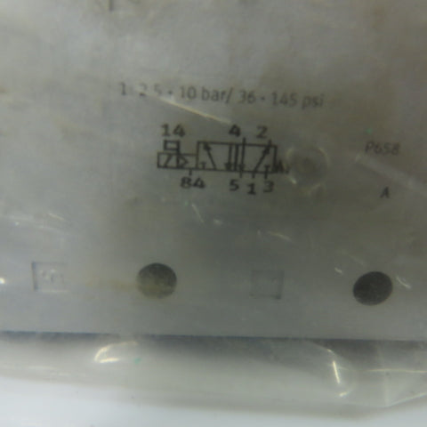 Festo VUVS-L30-M52-MD-N38-F8-16BA1 Pneumatic Solenoid Valve 36-145PSI 110/120VAC