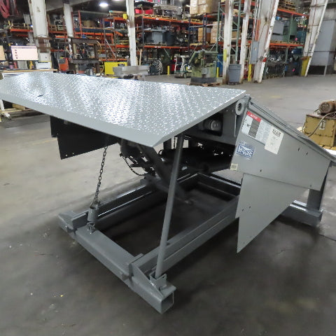 McGuire MP6640-18 6' x 6' Mechanical Pit Dock Leveler 40000 lb. Capacity