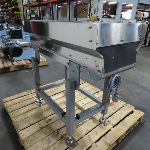 RNA BUW100 11-3/4" x 40" Stainless Steel Hopper Belt Conveyor 2FPM 400/230V 50Hz