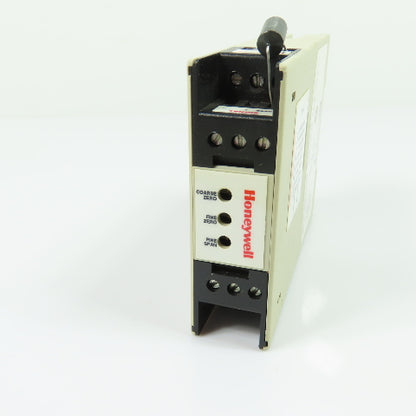 Honeywell 060-6881-02 DV-10 Sensotec Transducer Amplifier 15-28VDC In 10VDC Out