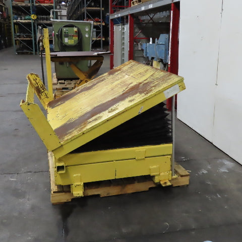 Airfloat G1-0085 8000Lbs Capacity Pneumatic Ergonomic Tote Tilt Table 44" x 55"