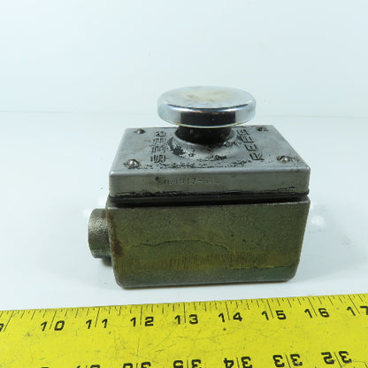 Rees 347S Heavy Duty Palm Button Switch 600VAC 250VDC