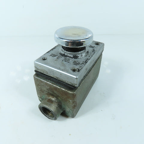 Rees 347S Heavy Duty Palm Button Switch 600VAC 250VDC