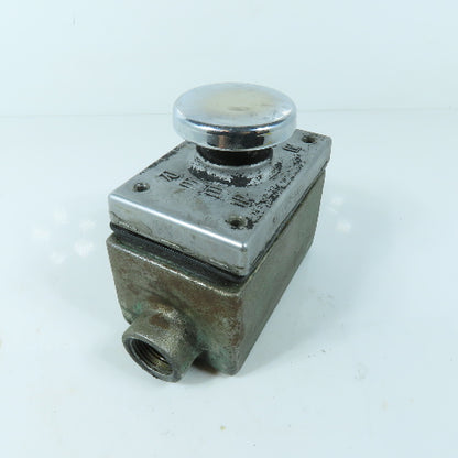 Rees 347S Heavy Duty Palm Button Switch 600VAC 250VDC