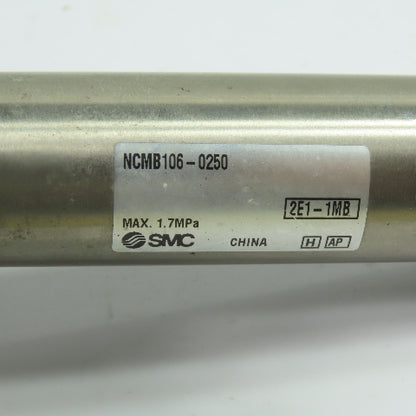 SMC NCMB106-0250 Pneumatic Air Cylinder 1-1/16" Bore 2.5" Stroke 1.7MPa Max