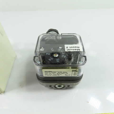 Kromschroder 84447982 DG150NT Gas Pressure Switch 12-60 in wc 240VAC NEW