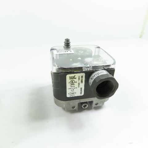 Kromschroder 84447982 DG150NT Gas Pressure Switch 12-60 in wc 240VAC NEW