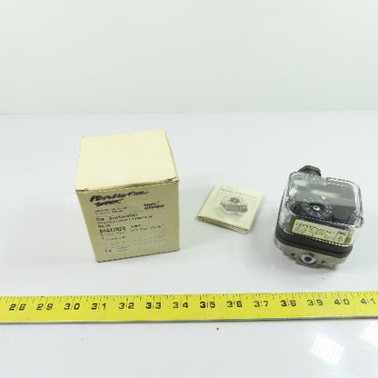 Kromschroder 84447822 DG50T Gas Pressure Switch 1/4" NPT 1-20 in wc 2.5-50mbar