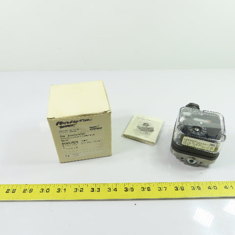 Kromschroder 84447822 DG50T Gas Pressure Switch 1/4" NPT 1-20 in wc 2.5-50mbar