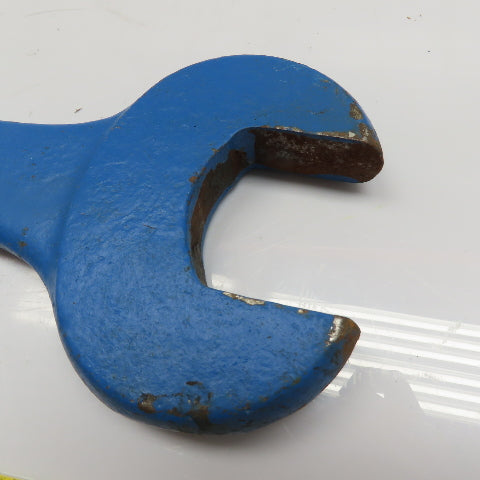 Heavy Duty Double Open End Cast Service Wrench 2-1/2" To 1-13/16"