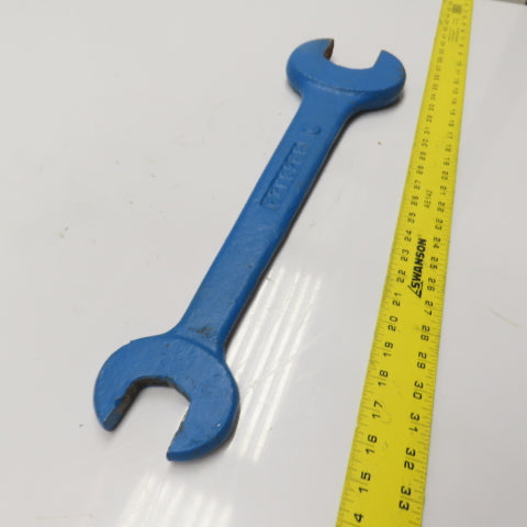 Heavy Duty Double Open End Cast Service Wrench 2-1/2" To 1-13/16"