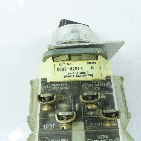 Allen-Bradley 800T-N2KF4 Selector Switch 3 Position 800T-XD2R Logic Reed 600V