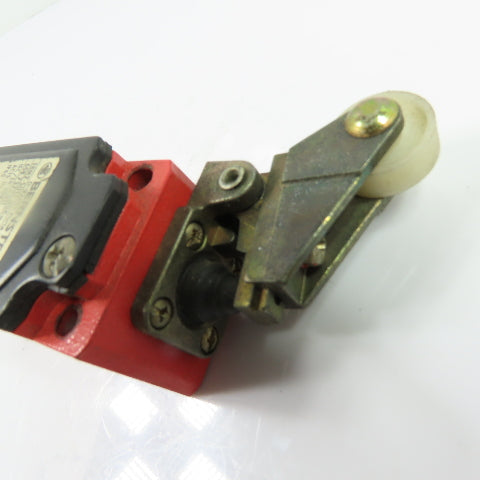 Bernstein 608.7377.011 ENM2-SU1Z DGKw Roller Lever Arm Position Limit Switch